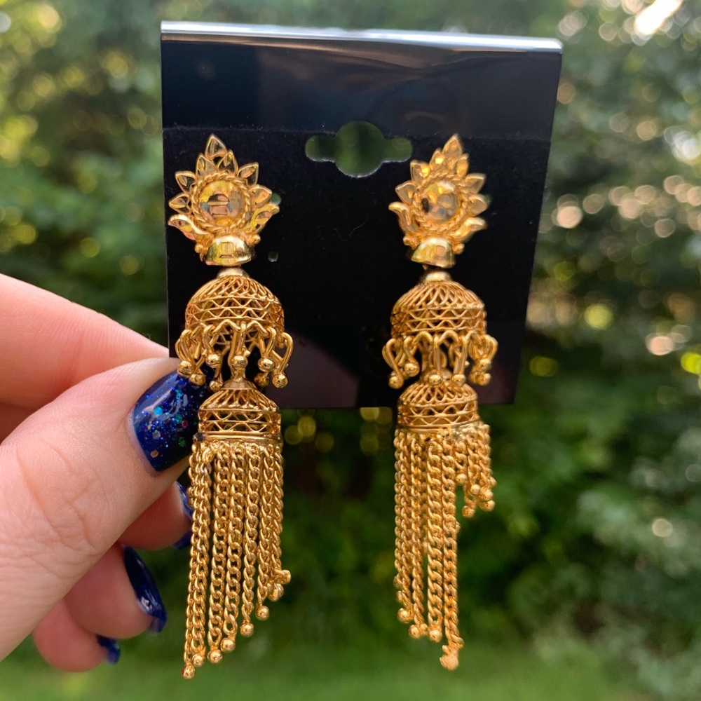 NWT Spiral Chain Fringe Shaker Earrings - Picture 4 of 9